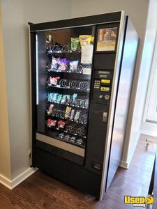 Automatic Products Snack Machine 5 New York for Sale