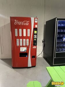 Automatic Products Snack Machine 5 New York for Sale