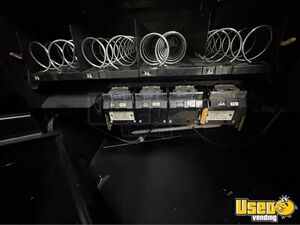 Automatic Products Snack Machine 6 California for Sale