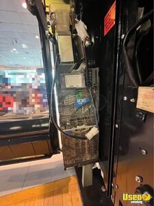 Automatic Products Snack Machine 7 California for Sale