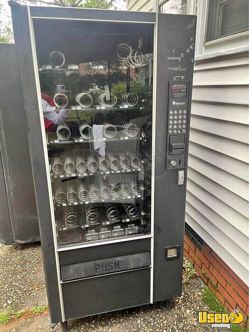 Automatic Products Snack Machine Alabama for Sale