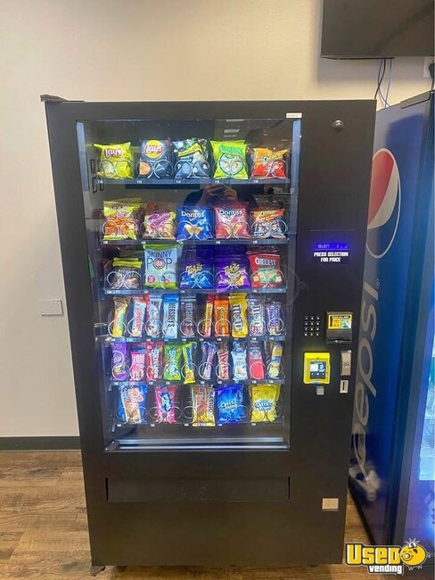 Automatic Products Snack Machine Arkansas for Sale