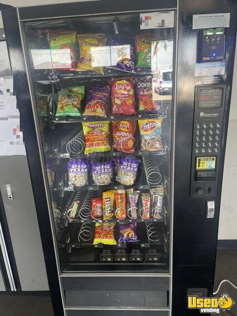 Automatic Products Snack Machine California for Sale