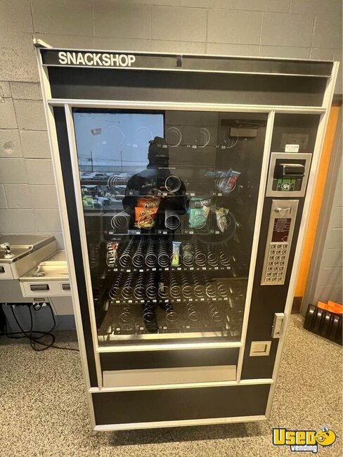 Automatic Products Snack Machine Colorado for Sale