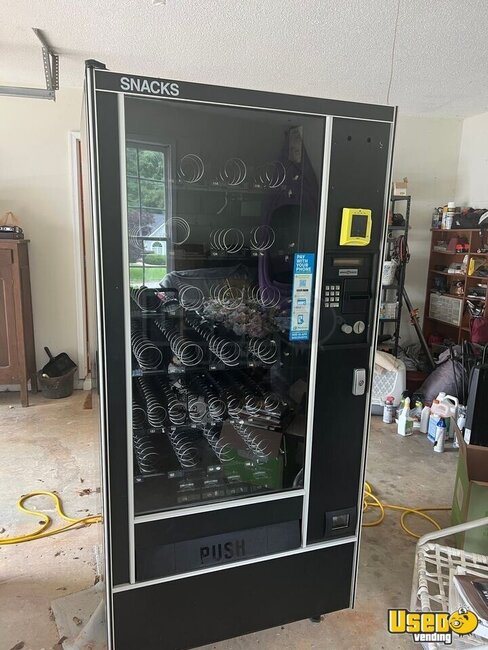 Automatic Products Snack Machine Georgia for Sale