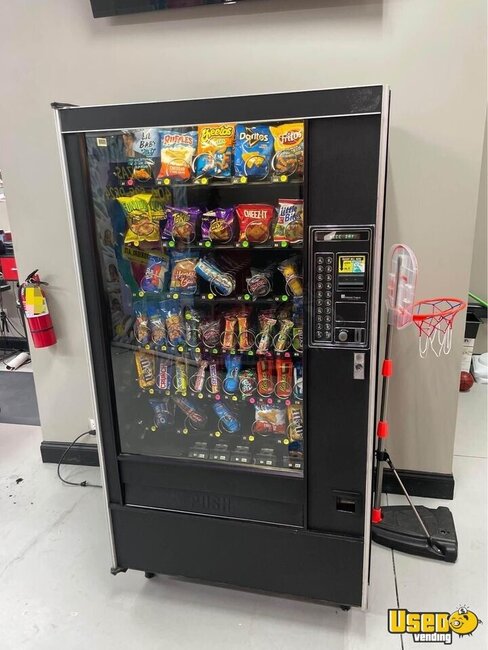 Automatic Products Snack Machine Georgia for Sale