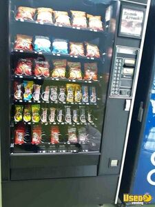 Automatic Products Snack Machine Illinois for Sale