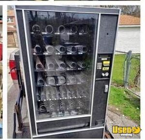 Automatic Products AP113 Glass Front Snack Vending Machine For Sale in Illinois!