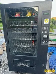 Automatic Products Glass Front Snack and Cookies AP Vending Machine For Sale in Kentucky!