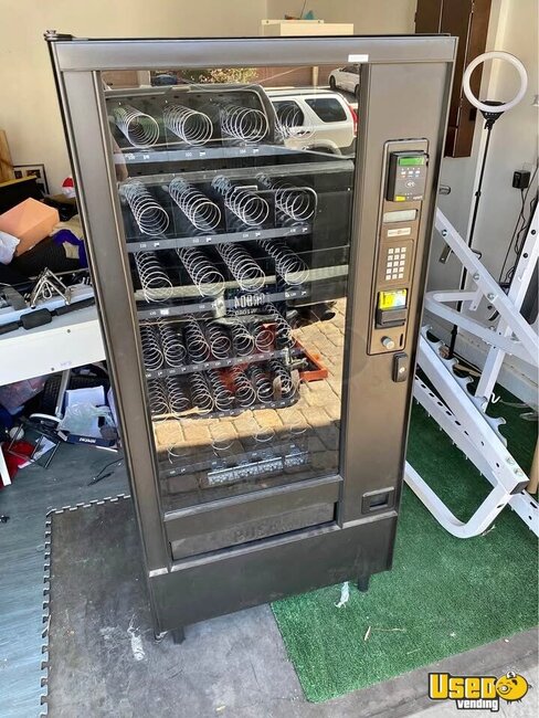 Automatic Products Snack Machine Nevada for Sale