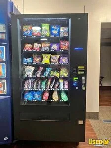 Automatic Products Glass Front Snack and Cookies Vending Machine For Sale in North Carolina!