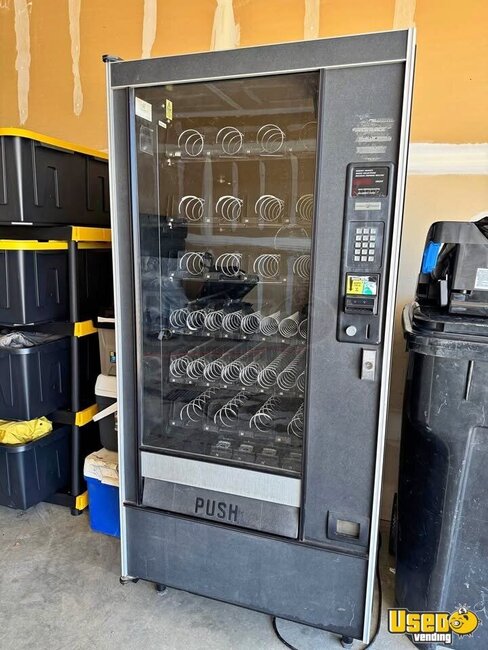 Automatic Products Snack Machine North Dakota for Sale