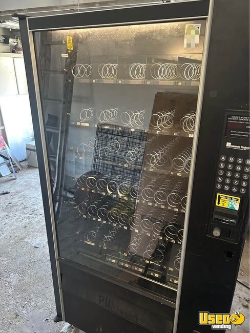 Automatic Products Snack Machine Ohio for Sale
