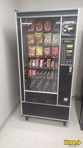 Automatic Products Snack Machine Ohio for Sale