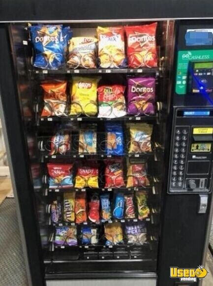 Automatic Products Snack Machine Pennsylvania for Sale