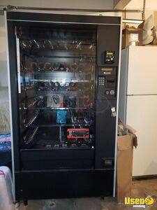 Automatic Products Snack Machine Pennsylvania for Sale