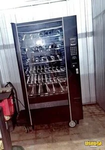 Automatic Products AP LCM 3 Glass Front Snack Vending Machine For Sale in Texas!