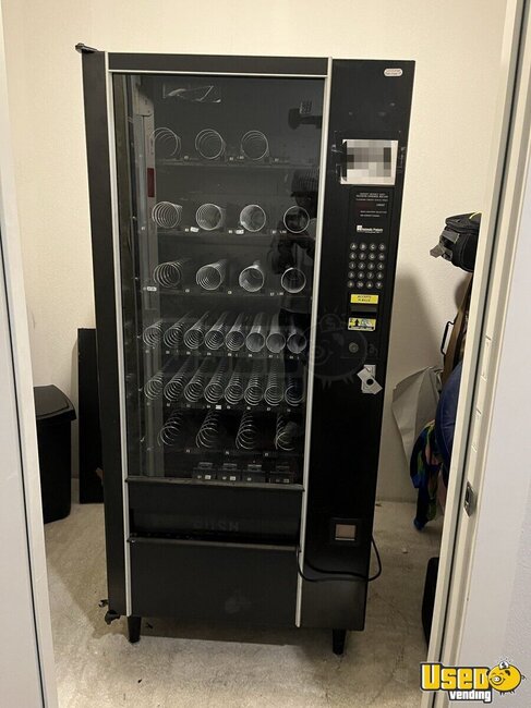 Automatic Products Snack Machine Texas for Sale