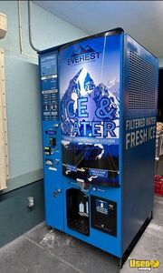 2022 Everest Ice VX3 Bagged Ice and Filtered Water Vending Machine For Sale in Florida!