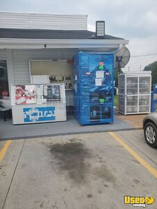 2023 Everest Ice VX4 Bagged Ice and Filtered Water Vending Machine For Sale in Georgia!