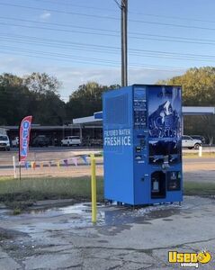 2022 Everest Ice VX3 Bagged Ice and Filtered Water Vending Machine For Sale in Louisiana!