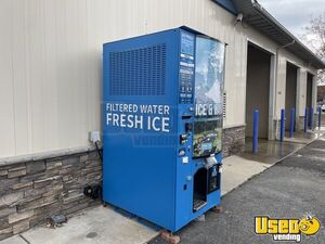 2021 Everest VX3 Bagged Ice and Filtered Water Vending Machine for Sale in Montana!