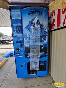 2022 Everest Ice VX3 Bagged Ice and Filtered Water Vending Machine For Sale in Texas!