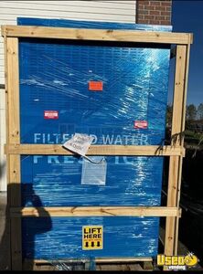 2023 Everest Ice VX4 Bagged Ice and Filtered Water Vending Machine For Sale in Texas!