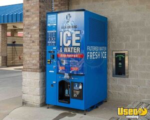 (2) 2022 Everest Ice VX3 & VX4 Bagged Ice and Filtered Water Vending Machine For Sale in Texas!
