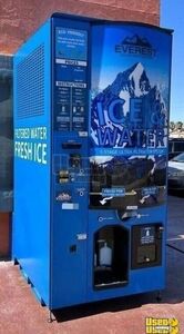 2022 Everest Ice VX4 Bagged Ice and Filtered Water Vending Machine For Sale In Texas!!