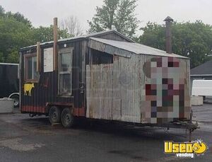 2015 Mobile BBQ Unit | Barbecue Food Concession Trailer with Smoker for Sale in Ontario!