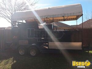 Nicely-Built Mobile Barbecue Concession Food Trailer/Used BBQ Rig for Sale in Texas!