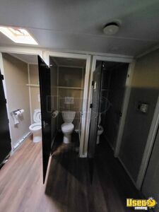 Bathroom Trailer Restroom / Bathroom Trailer Interior Lighting New York for Sale