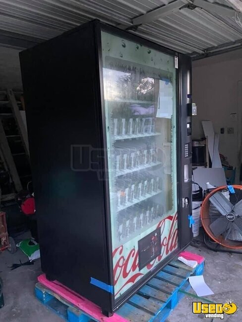 Bev Max Iv Other Soda Vending Machine Florida for Sale