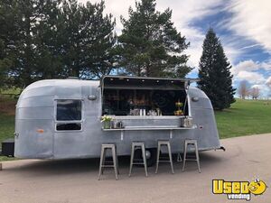 Vintage Airstream Flying Cloud 1955 7' x 19' Mobile Bar Speakeasy Style Trailer Concession Trailer for Sale in Colorado!