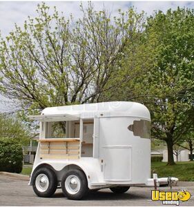 Vintage - 1960 Horse Trailer Concession Conversion Mobile Beverage Unit for Sale in Oklahoma!