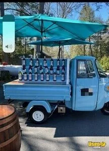 Vintage 1947 Piaggio Ape Mobile Tap Beverage 3-Wheel Truck for Sale in Pennsylvania!