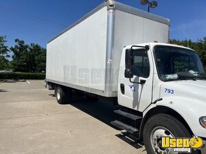 Very Low Miles 2022 Freightliner Business Class M2 106 Straight Box Truck for Sale in Texas!