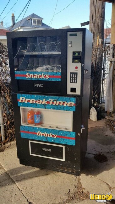 Break Time Soda Vending Machines Illinois for Sale