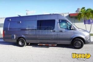 Low Mileage - 2022 Mercedes-Benz Sprinter 4500 Catering Food Truck for Sale in Florida!