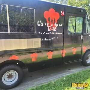 2003 17' Ford Food Truck Mobile Kitchen with Pro-Fire Suppression for Sale in Maryland!
