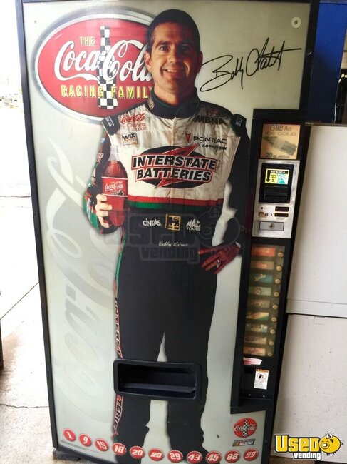 Coca Cola. Dn501e Cc/ S11-9 Soda Vending Machines Connecticut for Sale