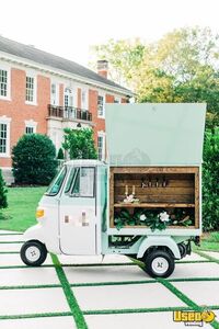 Like New - 2022 Piaggio Ape Mobile Tap Tricycle | Beverage Unit for Sale in Alabama!