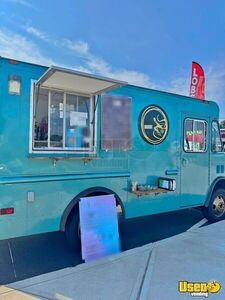 Chevrolet P30 Coffee and Beverage Concession Truck for Sale in Connecticut!