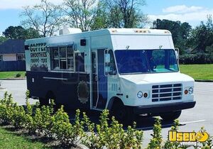 Custom Build - 2002 Workhorse P42 Step Van Coffee Espresso & Beverage Truck for Sale in Florida!