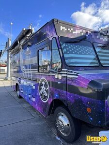 LOW MILES Well Equipped - 2022 Ford Commercial Chassis Full Service Cafe' Bistro Truck for Sale in Florida!