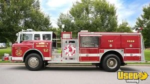 Eye Catching - 32' Ford C9000 Mobile Beer Truck Beverage Concession Unit for Sale in North Carolina!