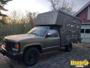 GMC Concession Truck with Upgraded Interior + New Brakes, Shocks and Tires for Sale in Ohio!