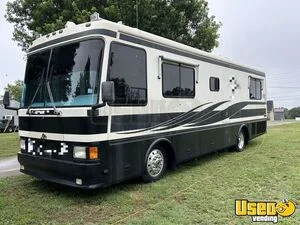 LOW MILES! Well Equipped 33' Coffee Espresso & Beverage Truck w/ Bathroom for Sale in South Carolina!