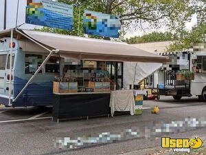 2003 21' Ford E550 Mobile Soda/Food Truck Mobile Beverage Unit for Sale in Tennessee!